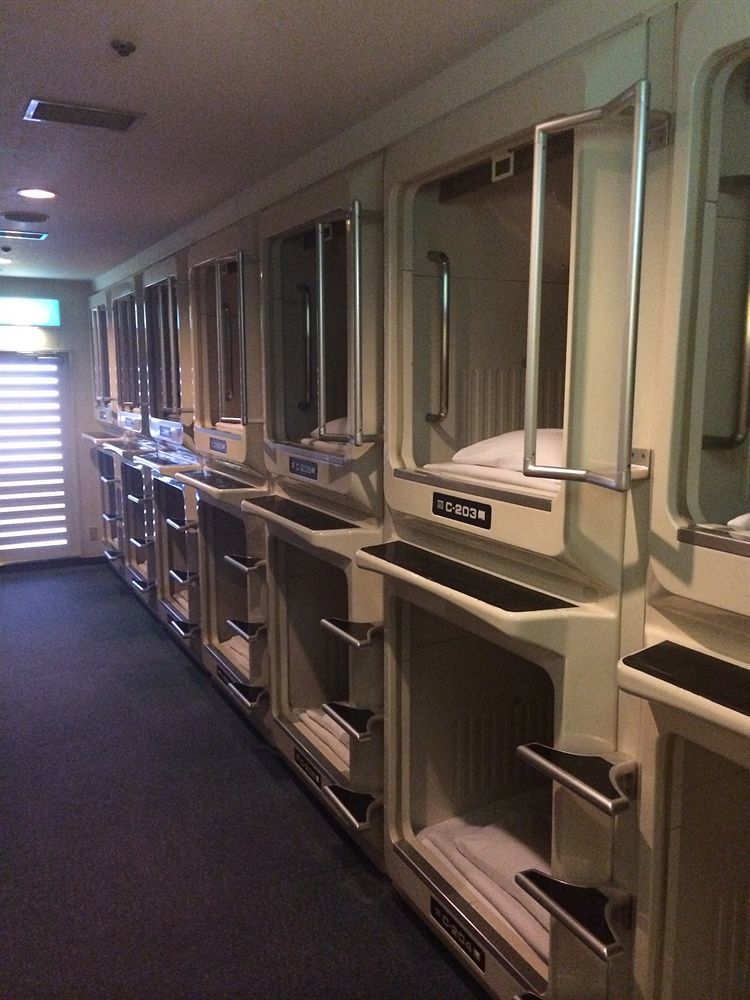 Capsule Hotel Asahi Plaza Shinsaibashi Osaca Exterior foto