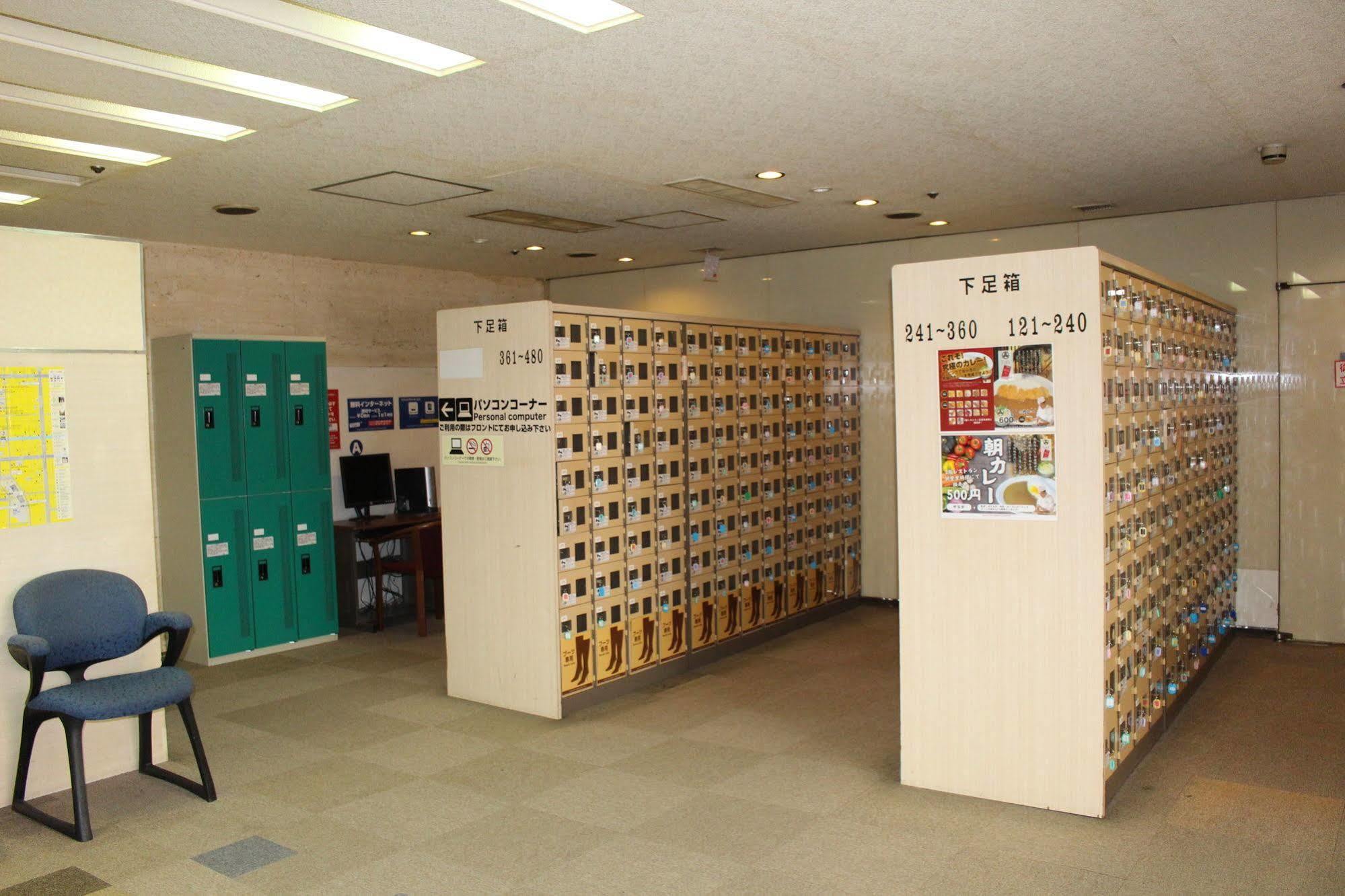 Capsule Hotel Asahi Plaza Shinsaibashi Osaca Exterior foto