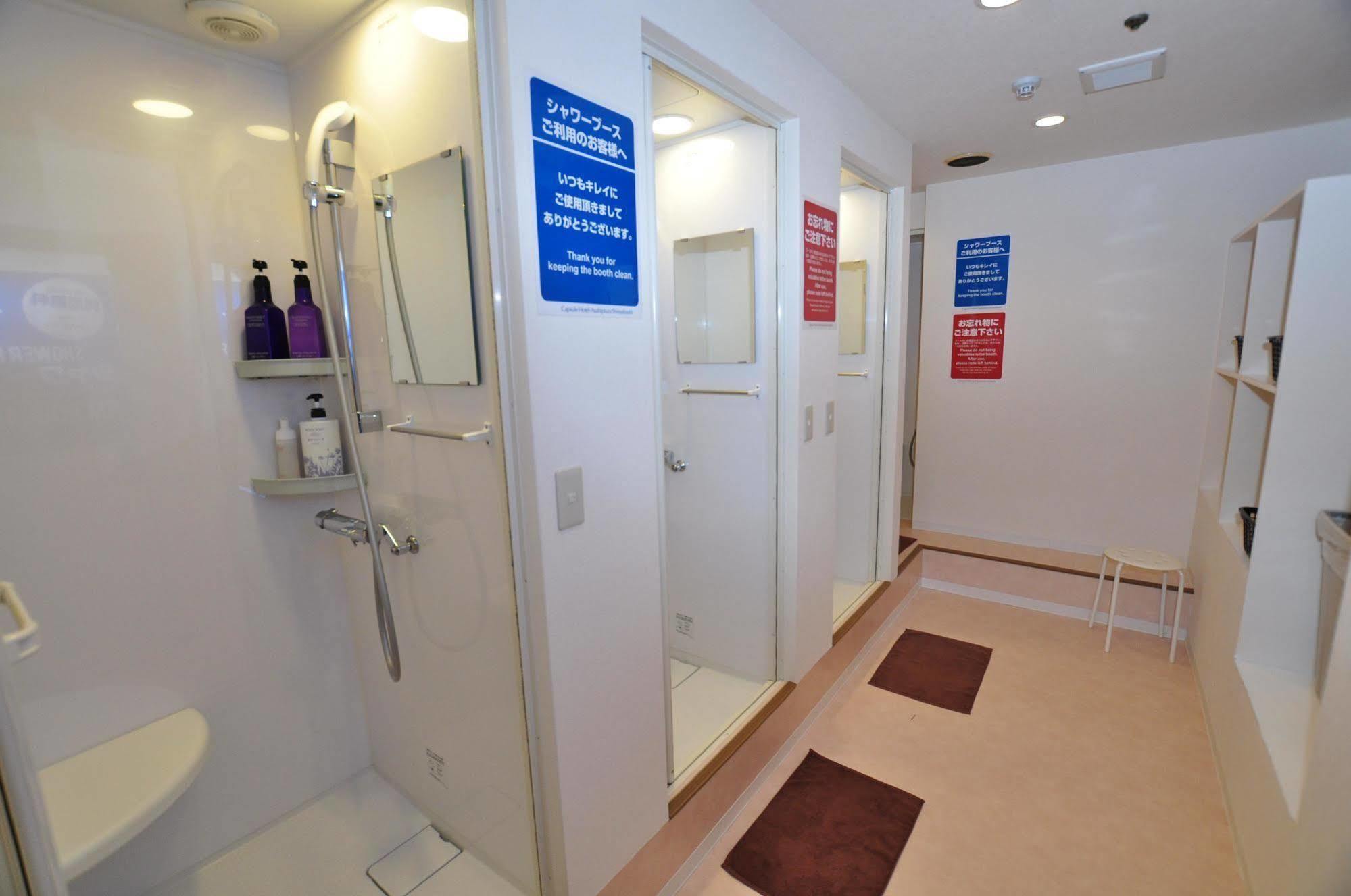 Capsule Hotel Asahi Plaza Shinsaibashi Osaca Exterior foto