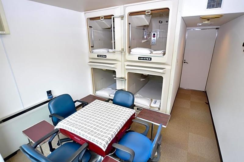 Capsule Hotel Asahi Plaza Shinsaibashi Osaca Exterior foto